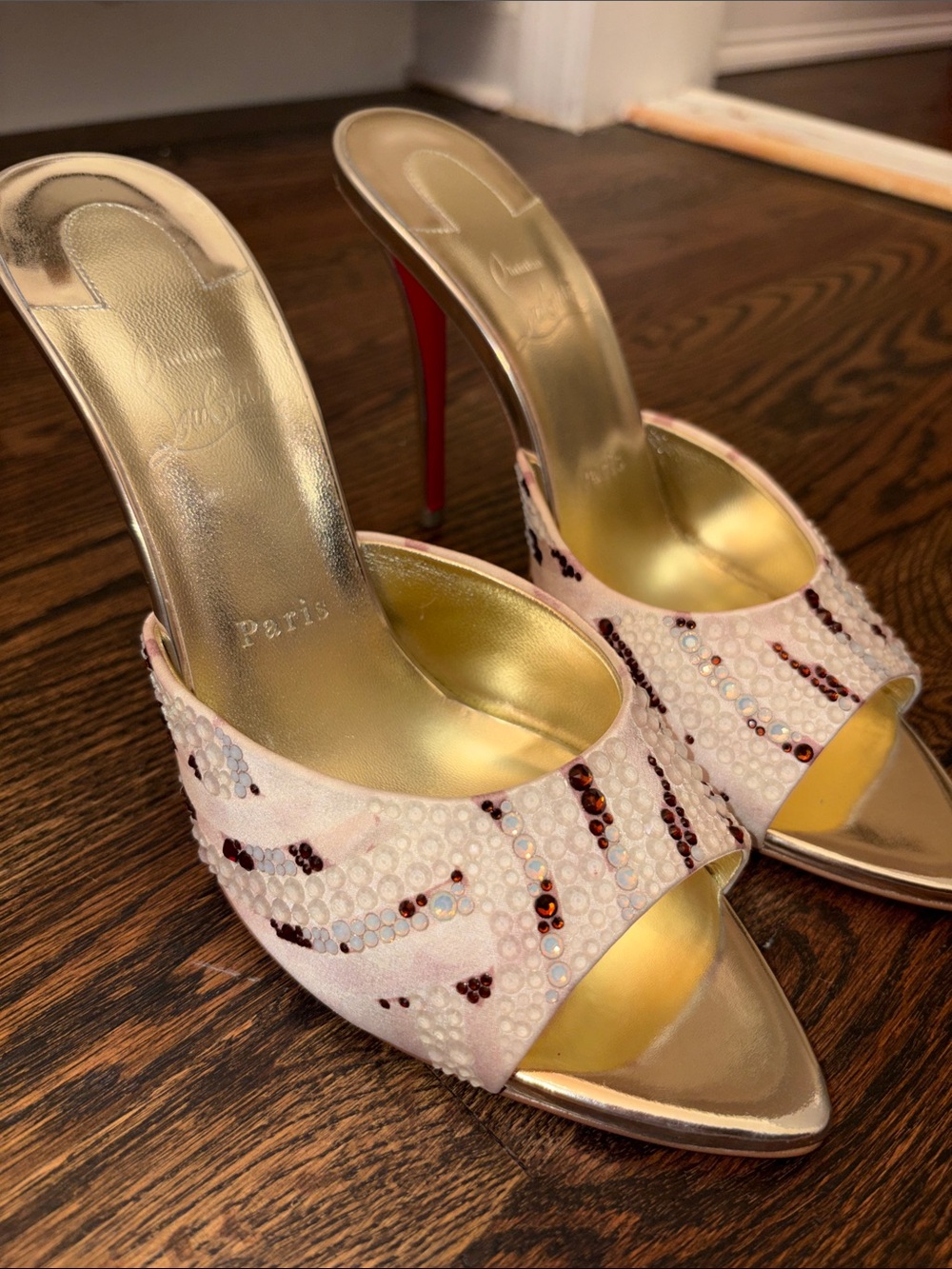 Christian Louboutin White and Gold Sequined Open-Toe Mule - Picture 10 of 11
